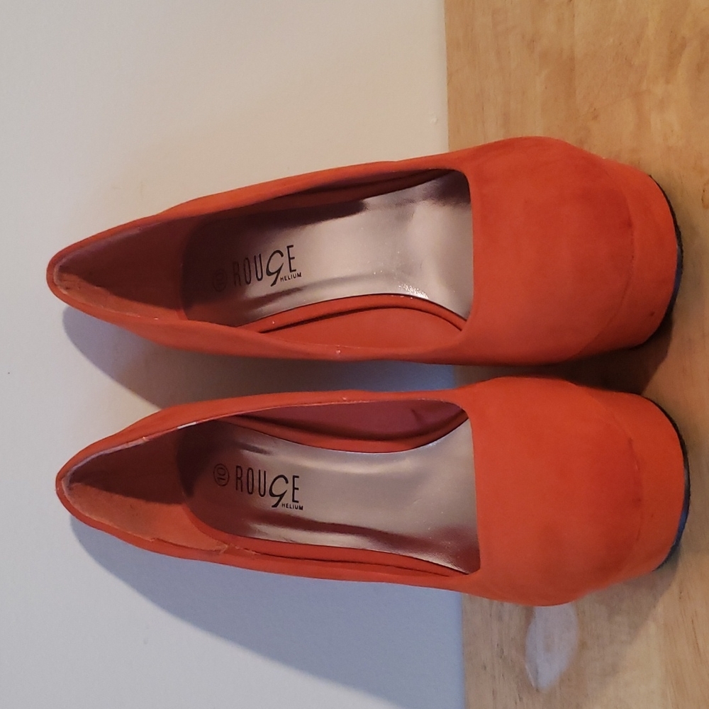 Women orange suede, wedged heels , platform bottom 5in heels, size 10,